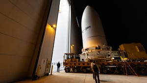 Amazon lanzará sus primeros 27 satélites rivales de Starlink