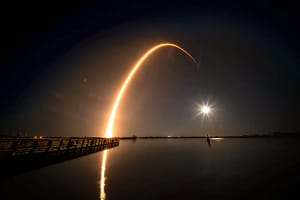 ¡No Era un OVNI! El Cohete Falcon 9 de SpaceX